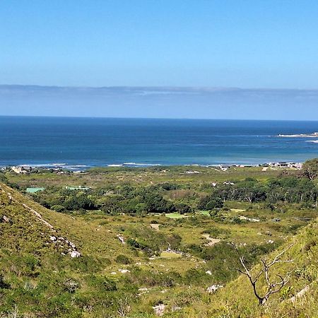 Silverdunes - Seaview Bettyʼs Bay Exteriör bild